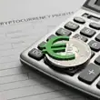 Kryptowaluty i fiskus: jak rozliczyć zyski z obrotu cyfrowymi aktywami